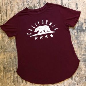 Modern Lux California bear Tee in burgundy size Medium.